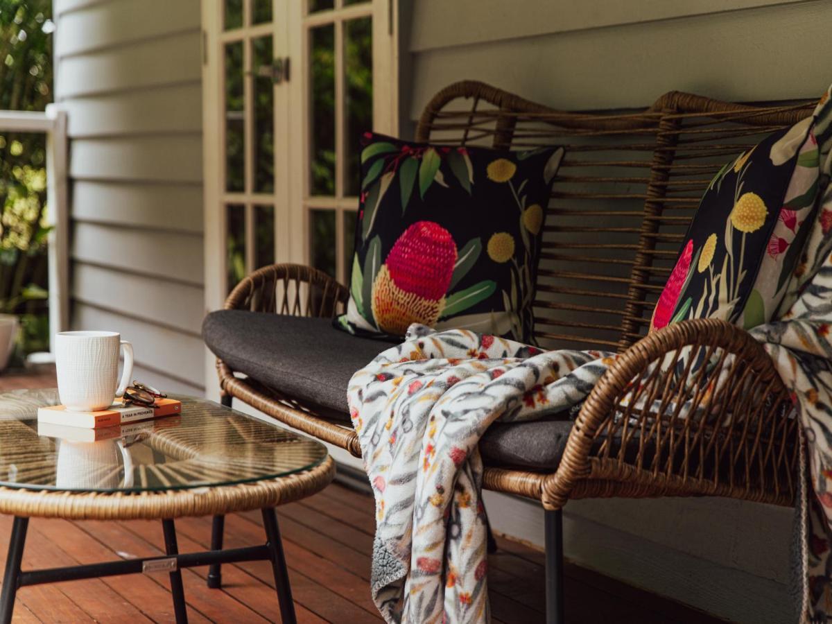 Romantic Cottage, Tamborine Mountain Eksteriør billede